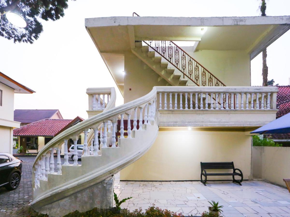 Oyo 93136 Hotel Santo Djaya 2 Bogor Esterno foto