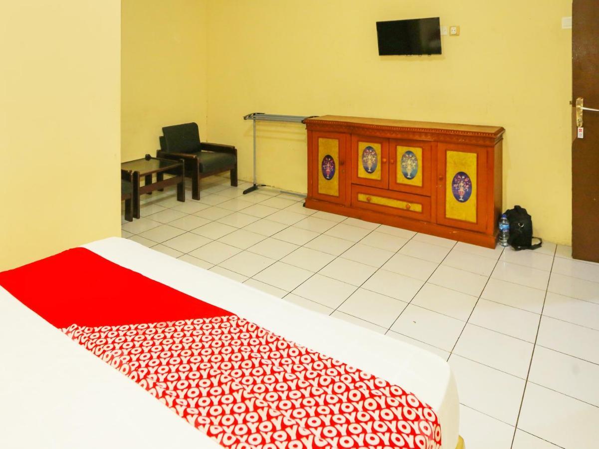 Oyo 93136 Hotel Santo Djaya 2 Bogor Esterno foto