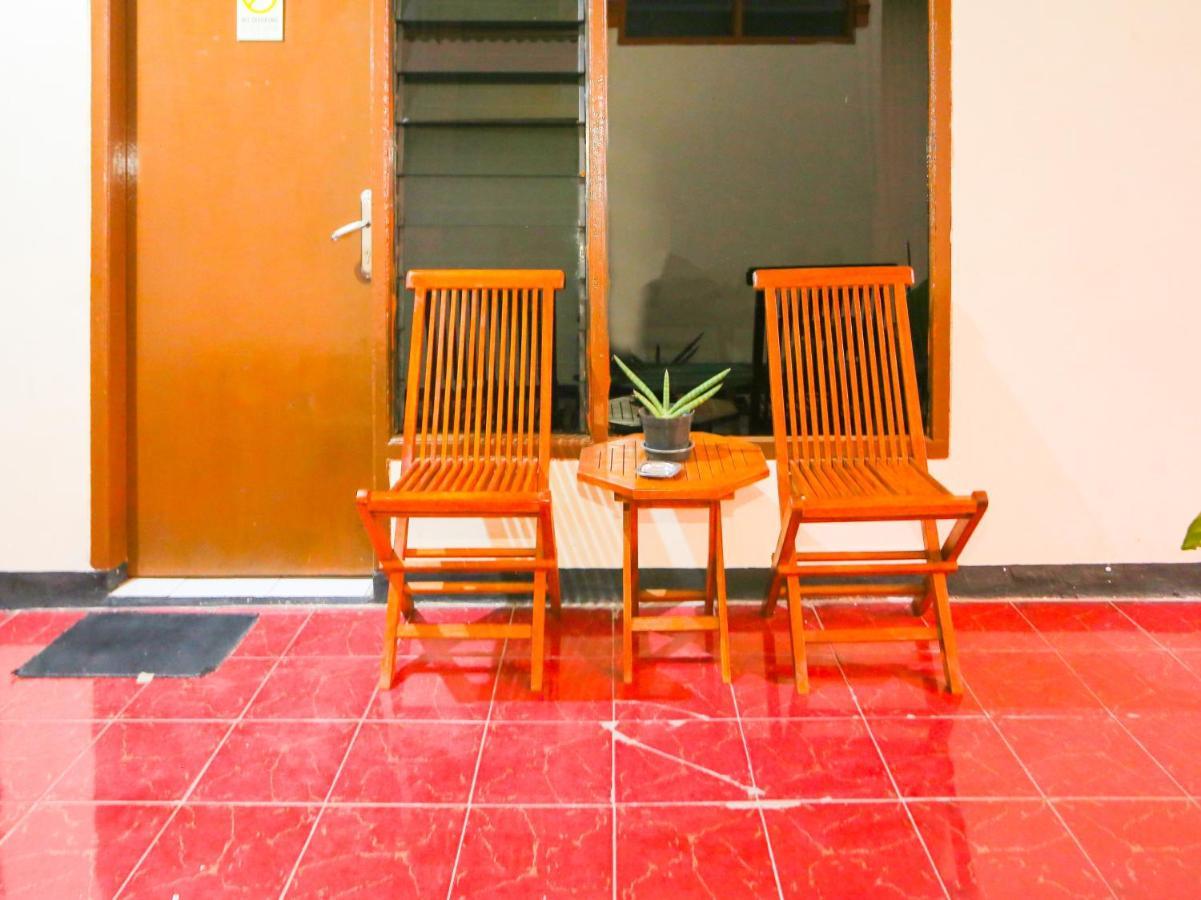 Oyo 93136 Hotel Santo Djaya 2 Bogor Esterno foto