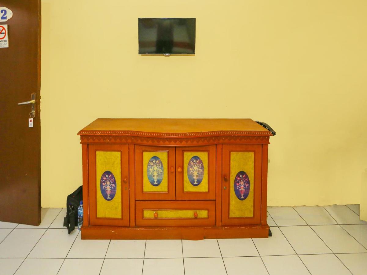 Oyo 93136 Hotel Santo Djaya 2 Bogor Esterno foto